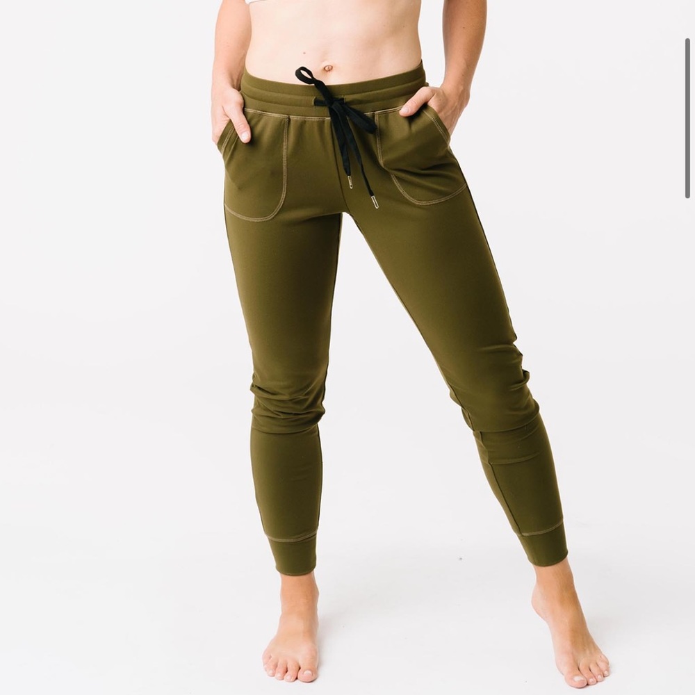 Zyia Joggers